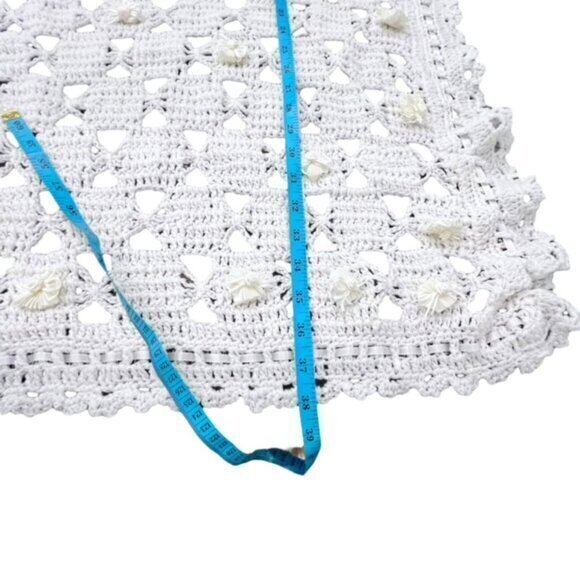 WHITE Crochet Knit Throw Blanket Afghan Gift Ribbon Florals 38 x 39" Cottagecore - Picture 8 of 10